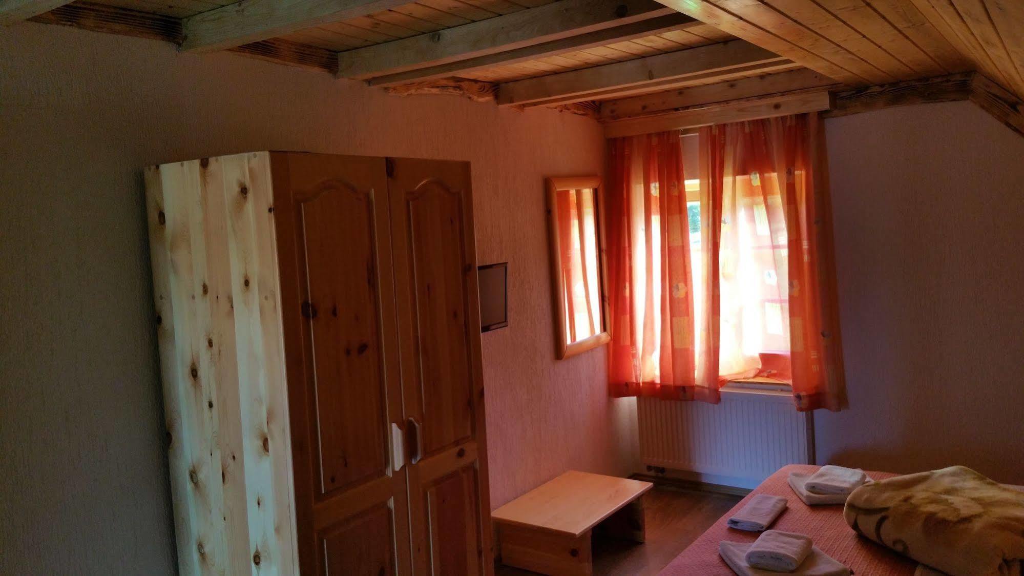 Guest House Plitvice Waterfall Plitvicka Jezera Exterior foto