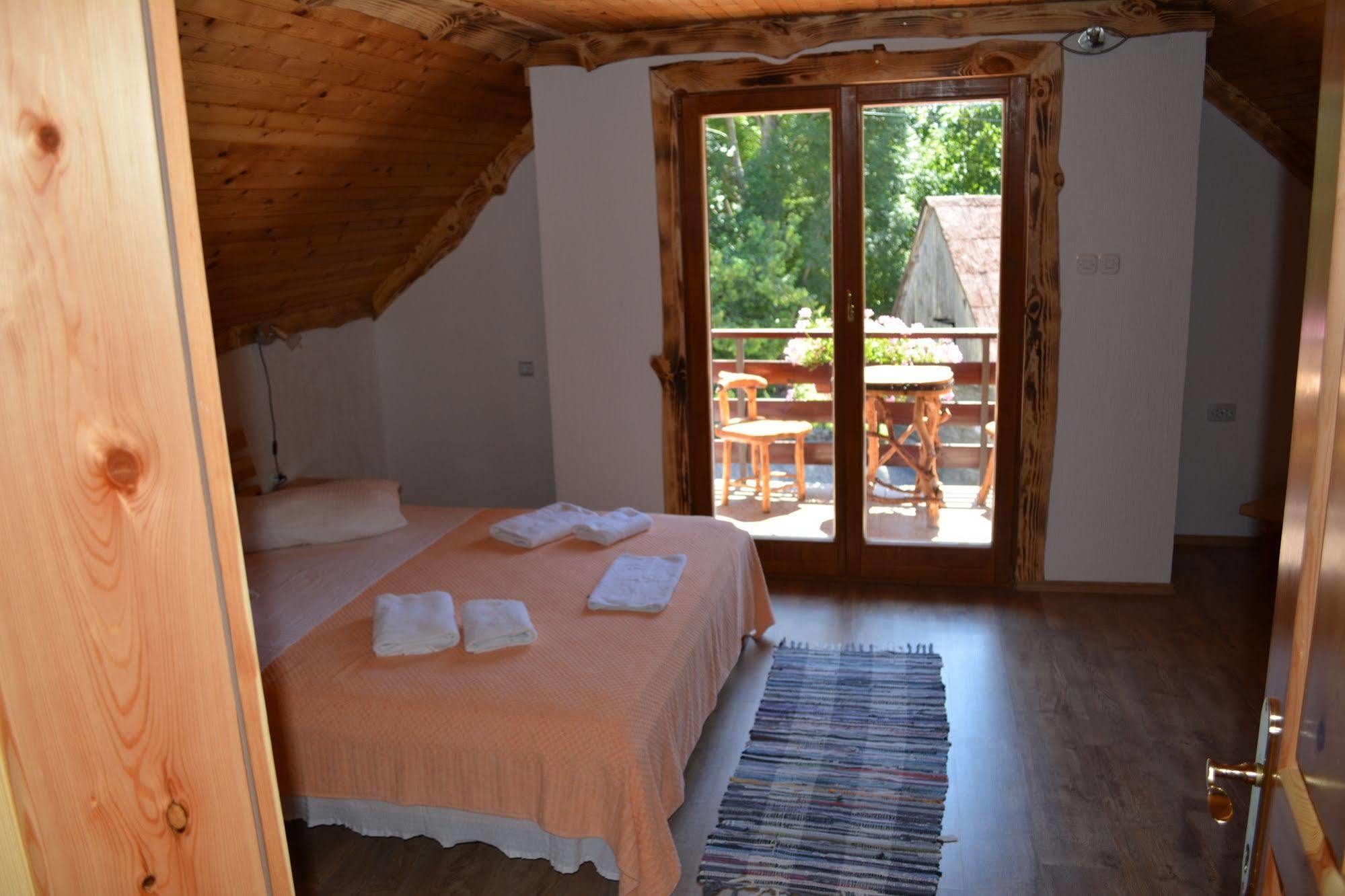 Guest House Plitvice Waterfall Plitvicka Jezera Exterior foto