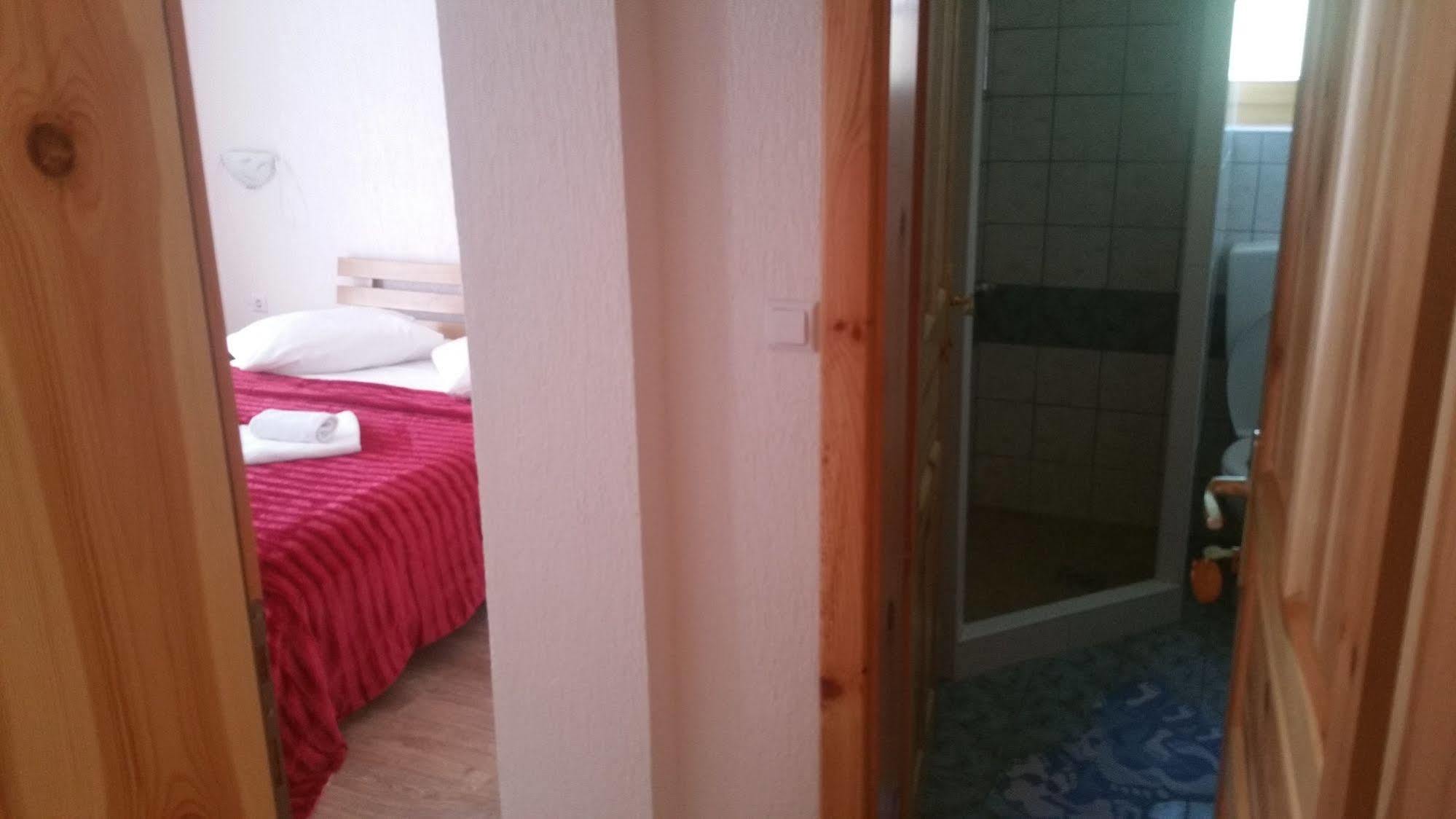 Guest House Plitvice Waterfall Plitvicka Jezera Exterior foto