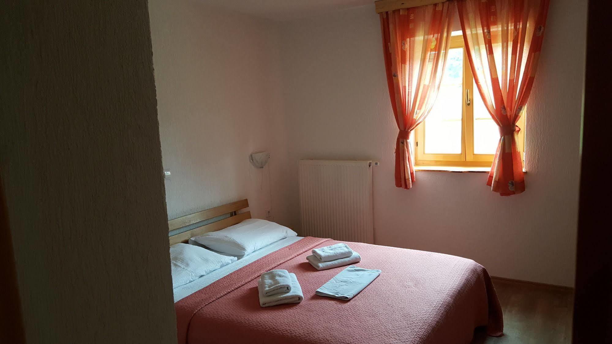 Guest House Plitvice Waterfall Plitvicka Jezera Exterior foto