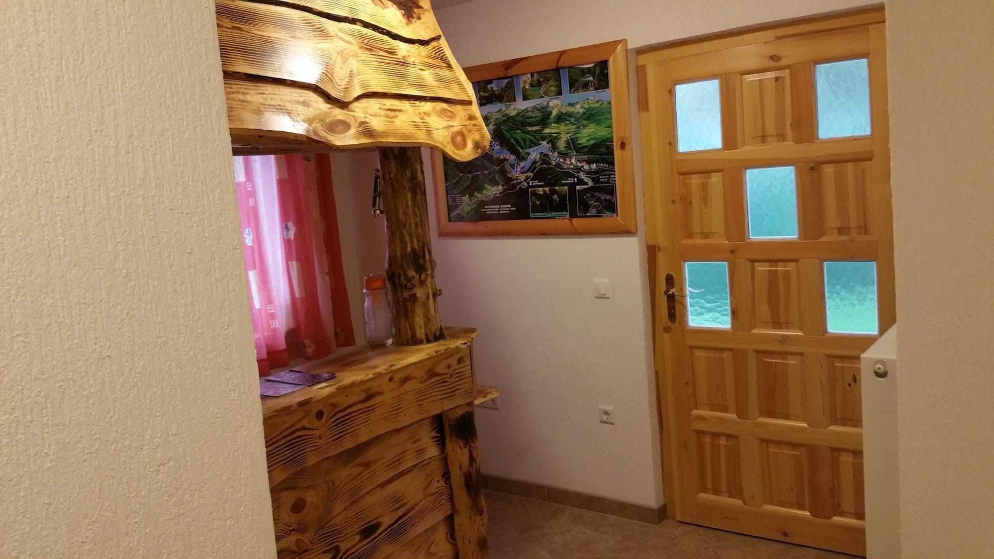 Guest House Plitvice Waterfall Plitvicka Jezera Exterior foto